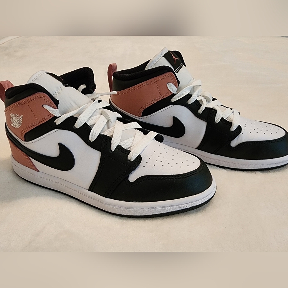 Kids Air Jordan Mids Dusty Pink Sneakers